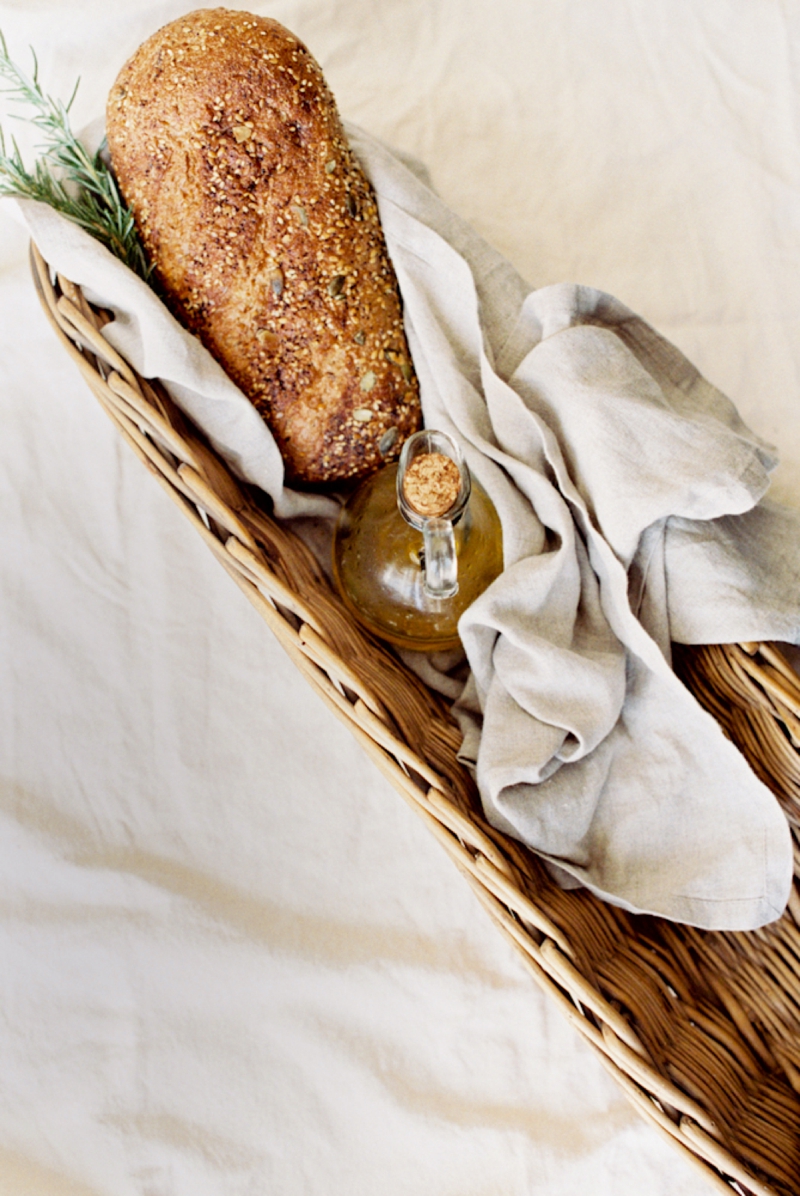 bread-with-oil-and-rosemary-in-a-basket